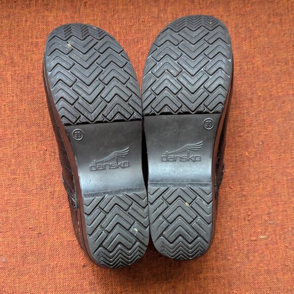 Scandi Girl Dansko Tooled Black Clogs Shoe Professional Boho Nurse Slip On - Picture 5 of 9